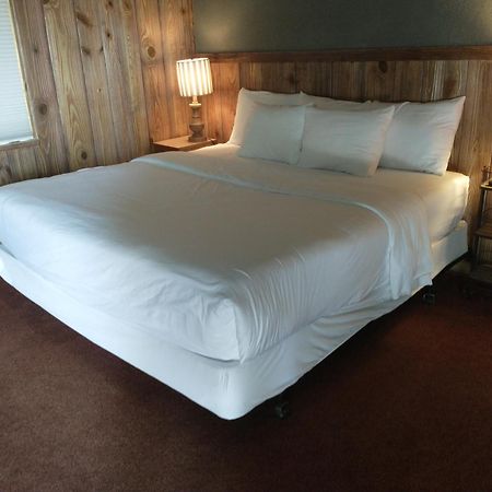 Simmer Motel Wamego Ngoại thất bức ảnh