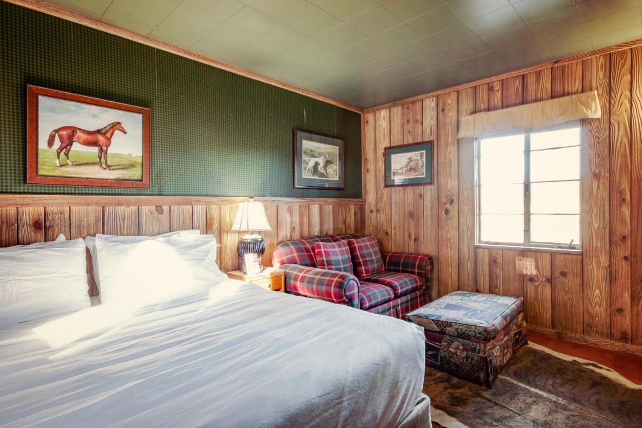 Simmer Motel Wamego Ngoại thất bức ảnh