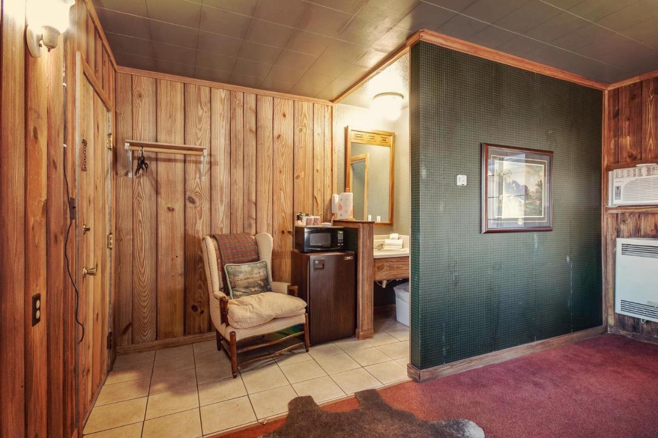 Simmer Motel Wamego Ngoại thất bức ảnh