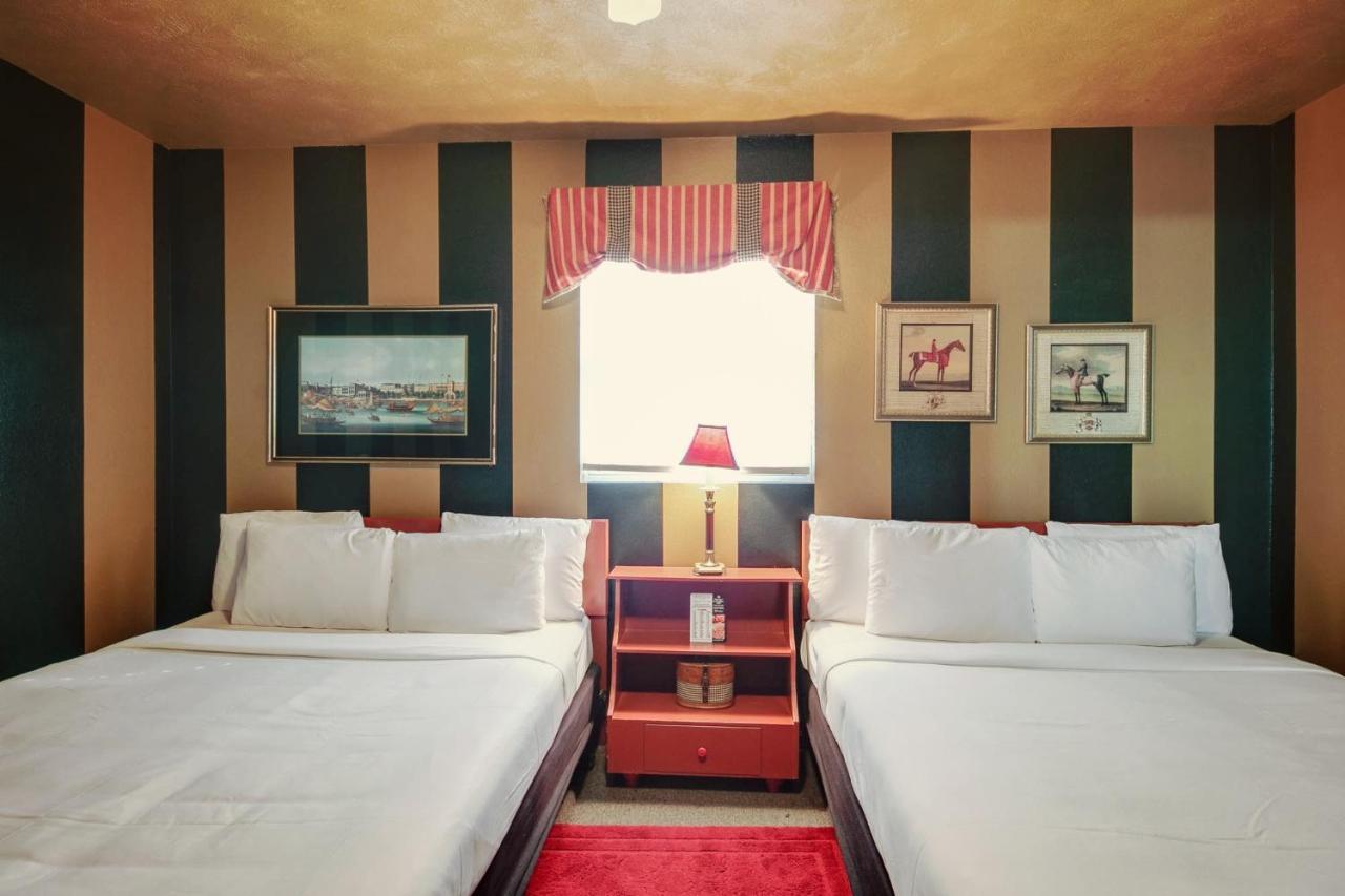 Simmer Motel Wamego Ngoại thất bức ảnh