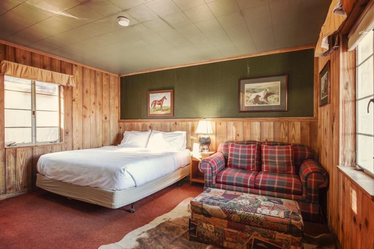 Simmer Motel Wamego Ngoại thất bức ảnh