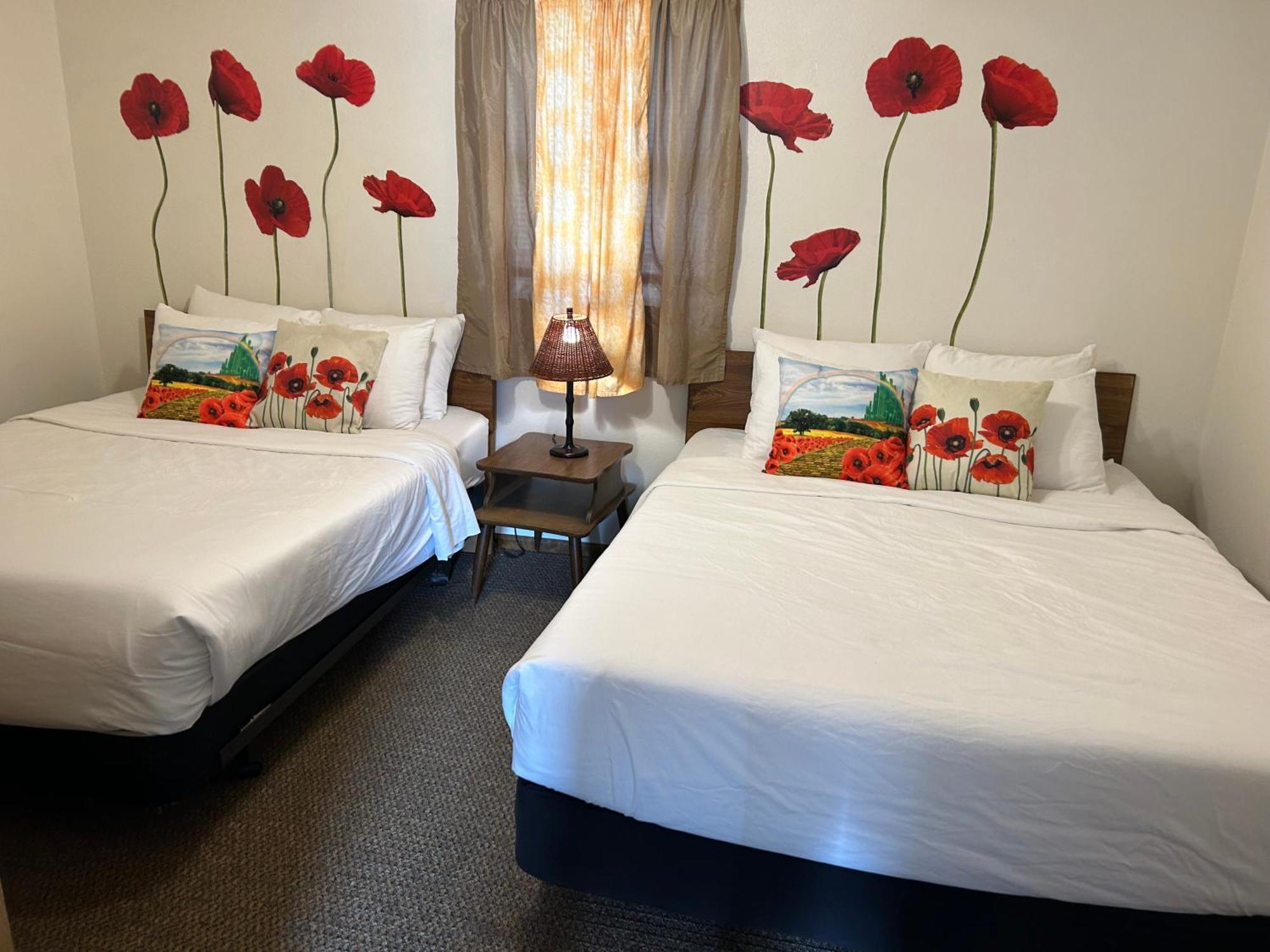 Simmer Motel Wamego Ngoại thất bức ảnh