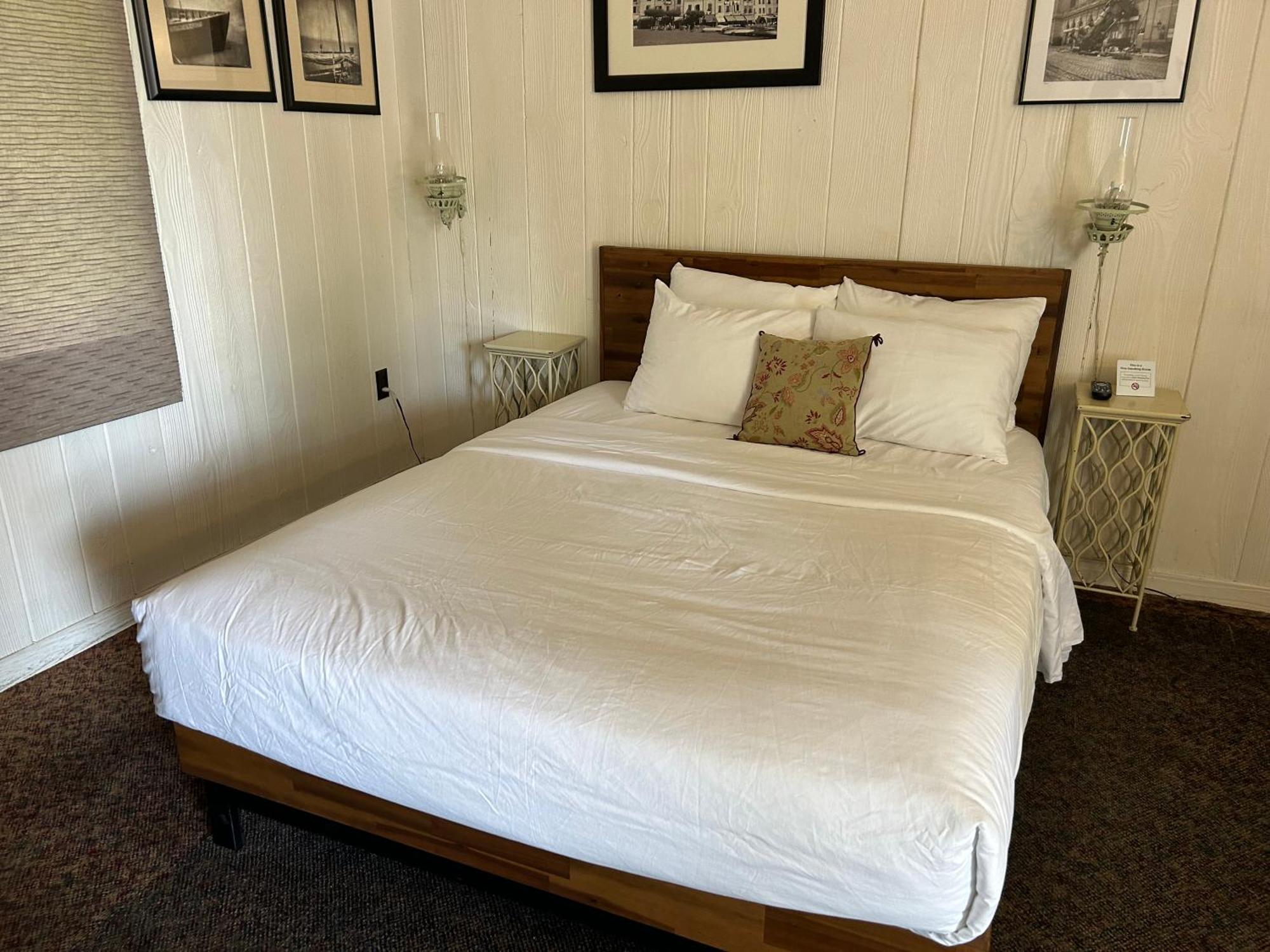 Simmer Motel Wamego Ngoại thất bức ảnh